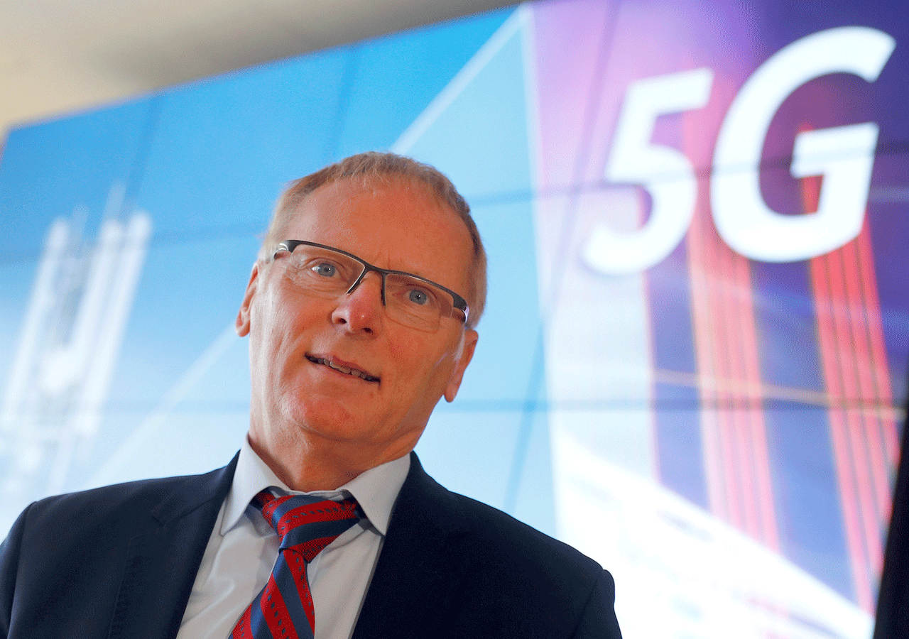 German regulator says high bids in 5G auction will not impact network building